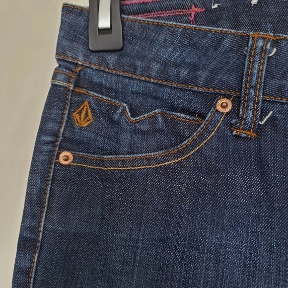 Volcom Boot Cut Wide Leg Jeans Darkwash Juniors Size 11 5 Pocket Denim - Picture 4 of 12